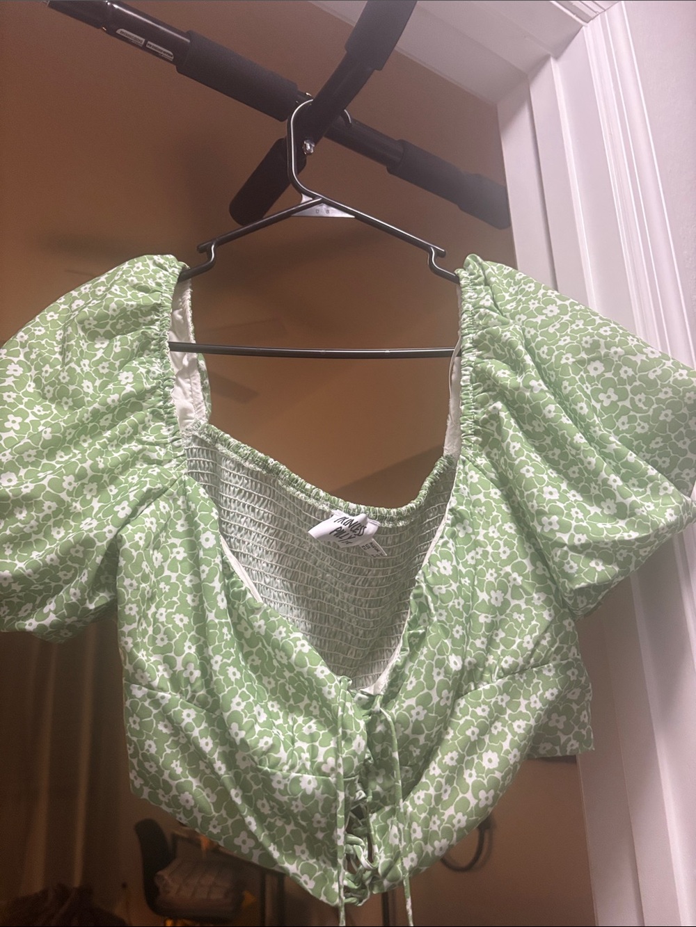 Princess Polly Light Green Floral Puff-Sleeve Crop Top